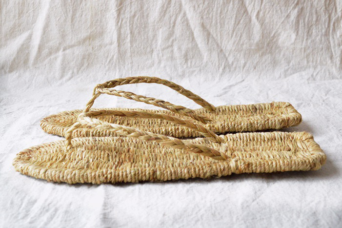 Straw Sandals for Men and Wome - Women'S Shoes Hands Free บทวิจารณ์และราคา