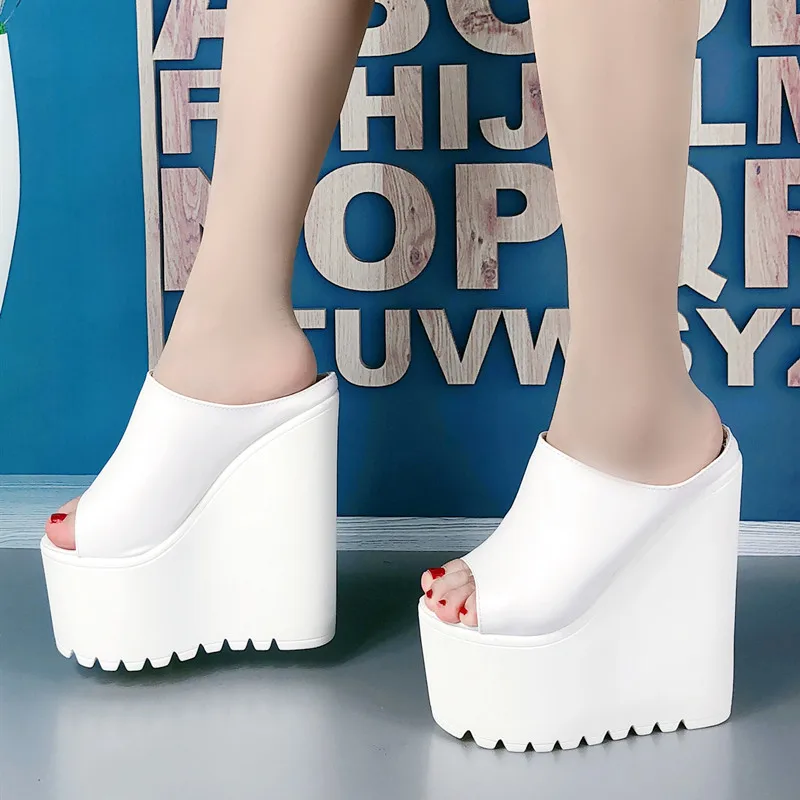 Brand 2026 Sexy Rivet Platform - Wedge Heeled Sneaker บทวิจารณ์และราคา
