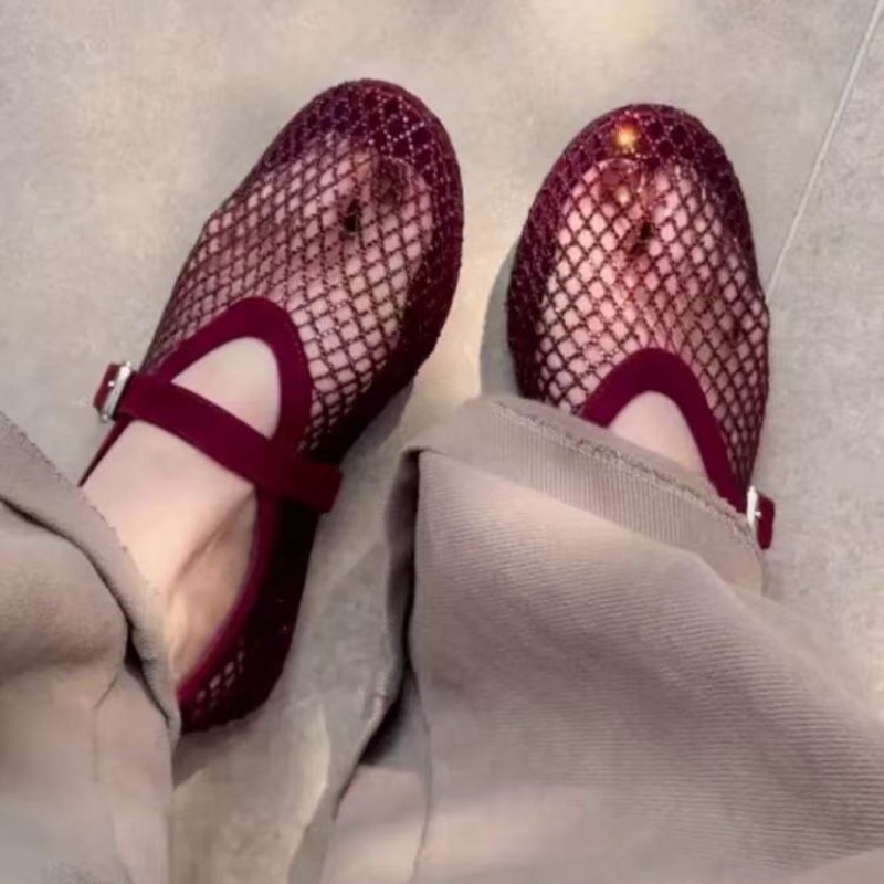 Hollow Rhinestone Baotou Sanda - Women Shoes Casual บทวิจารณ์และราคา