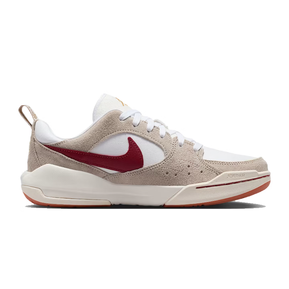 Nike Jordan CMFT ERA Women's S - Women'S Shoes Nike Jordan บทวิจารณ์และราคา