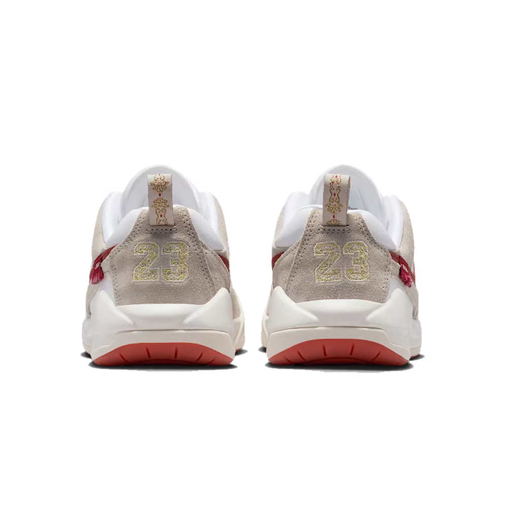 Nike Jordan CMFT ERA Women's S - Women'S Shoes Nike Jordan บทวิจารณ์และราคา