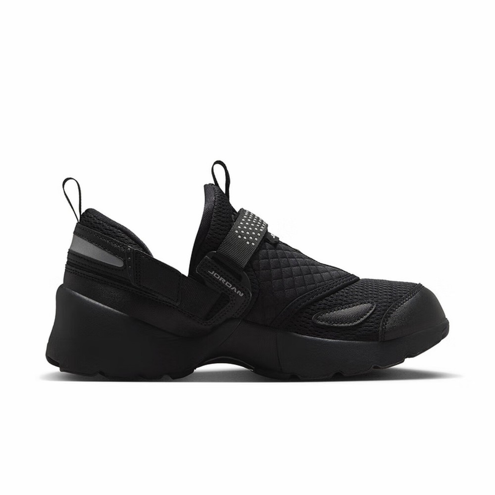 Nike Jordan TrunnerLX Comforta - Women'S Shoes Nike Jordan บทวิจารณ์และราคา