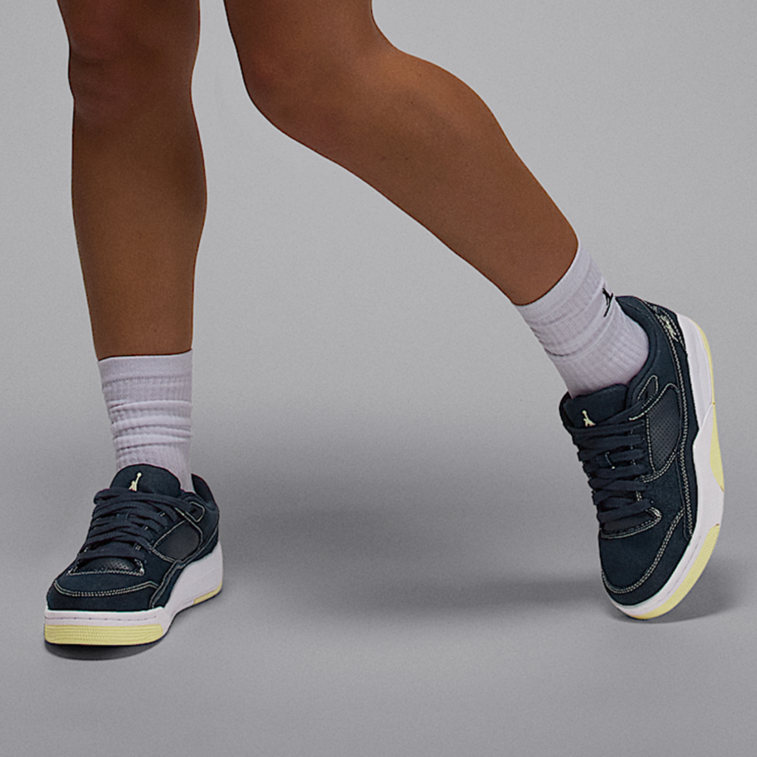 Nike Genuine Jordan Women's De - Women'S Shoes Nike Jordan บทวิจารณ์และราคา