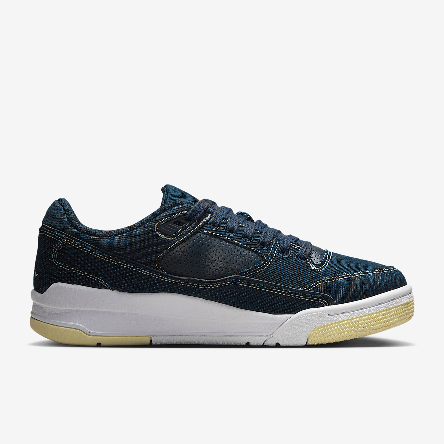 Nike Genuine Jordan Women's De - Women'S Shoes Nike Jordan บทวิจารณ์และราคา